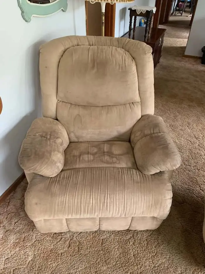 Recliner, George — before cleaning